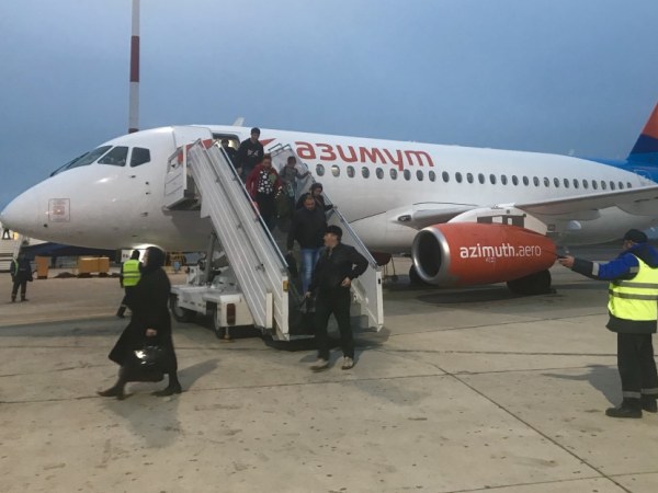 Самолет махачкала. Самолет череповец махачкала. Самолет череповец махачкала. Як 40 северсталь. Самолет махачкала череповец.